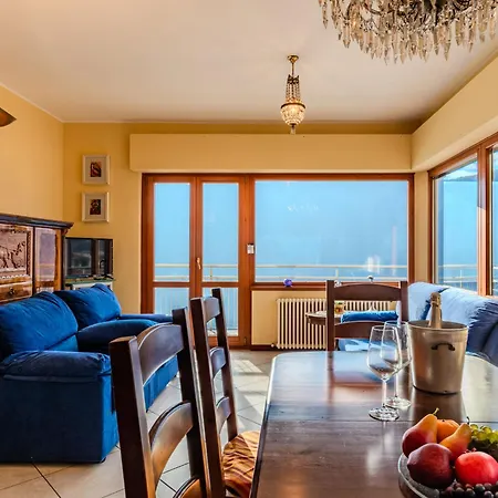 Miralago By Interhome