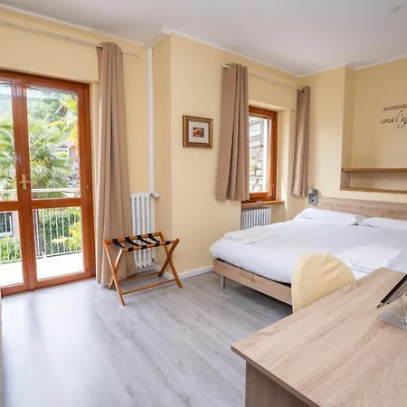 Miralago By Interhome