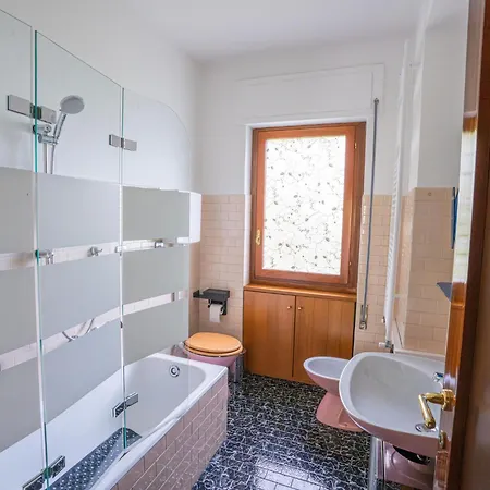 Апартаменты Miralago By Interhome
